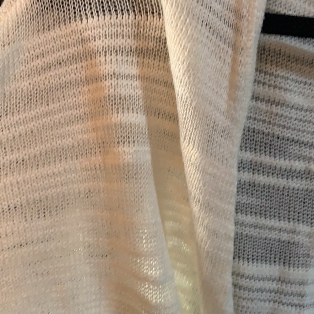 Sweater - Picture 4 of 5